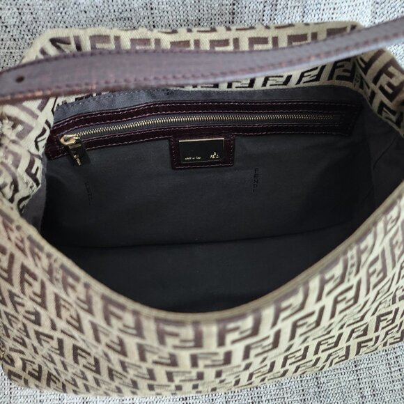 Authentic Fendi Brown Zucchino Canvas Mama Baguette Gold Hardware - Picture 12 of 16